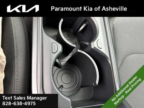 New 2026 Kia K4 FWD image 26