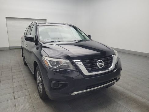Used 2019 Nissan Pathfinder S FWD image 13