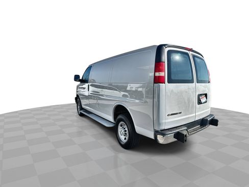 Used 2023 Chevrolet Express 2500 w/ Driver Convenience Package image 6