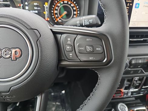 New 2026 Jeep Gladiator Rubicon AWD/4WD image 25