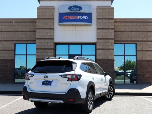 Used 2023 Subaru Outback Limited XT AWD/4WD image 6