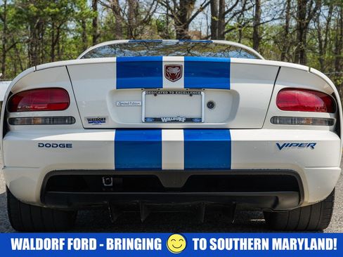 Used 2006 Dodge Viper SRT-10 w/ VOI9 Edition image 7