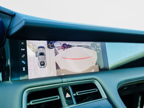 New 2025 Porsche Taycan image 19