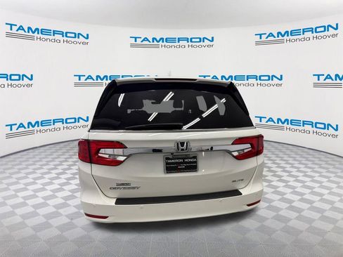 Used 2019 Honda Odyssey Elite image 4
