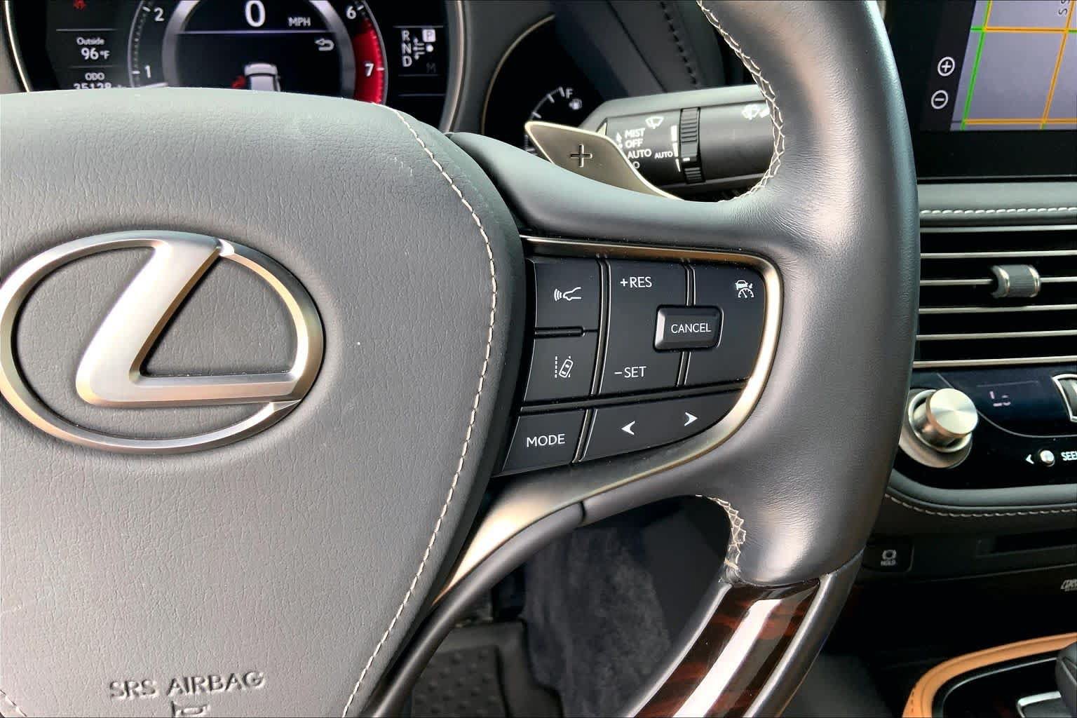 Used 2022 Lexus LS 500 w/ Interior Upgrade Package RWD image 24