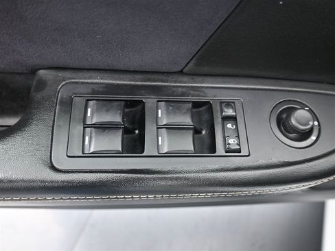 Used 2012 Chrysler 200 S image 14