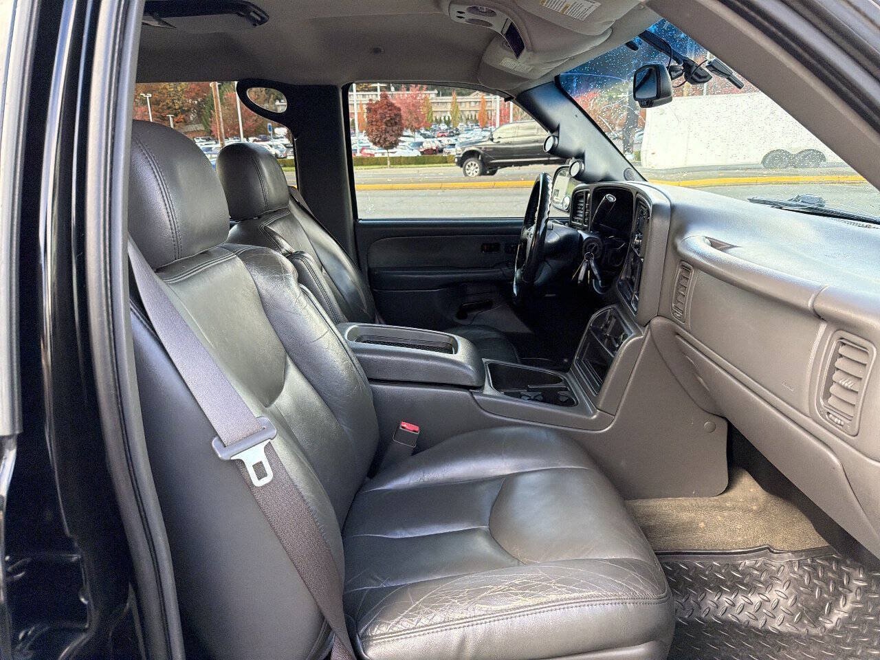 Used 2003 GMC Sierra 2500 SLT AWD/4WD image 26