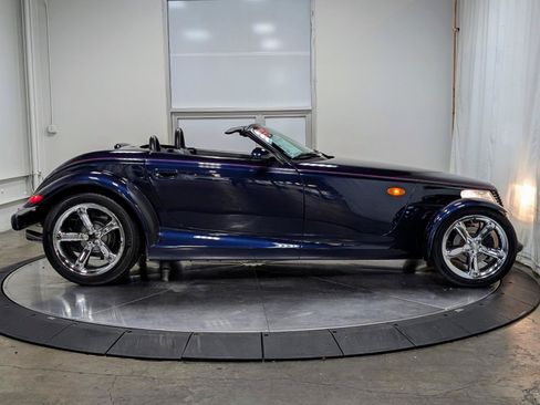 Used 2001 Chrysler Prowler RWD image 8