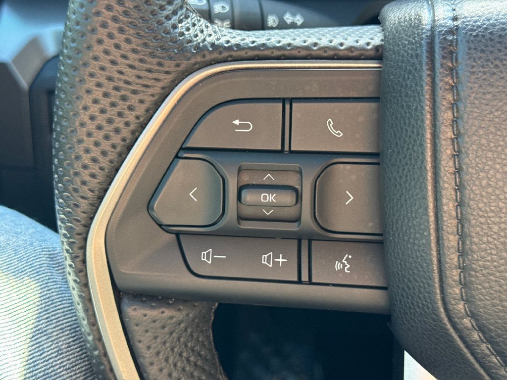Used 2024 Toyota Tacoma SR5 w/ SR5 Upgrade Package RWD image 30