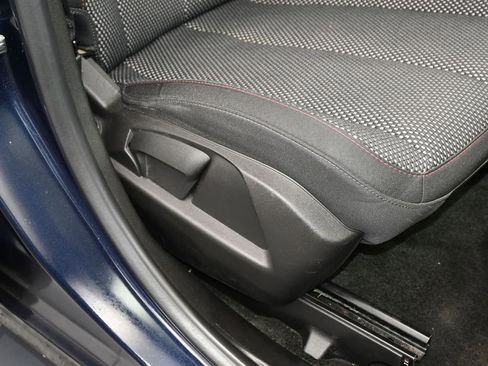 Used 2017 GMC Terrain SLE w/ Convenience Package image 39