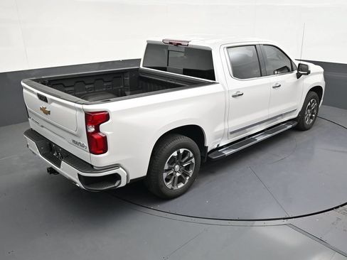 Used 2024 Chevrolet Silverado 1500 High Country w/ Technology Package RWD image 16