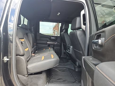 Used 2020 GMC Sierra 1500 AT4 w/ AT4 Premium Package AWD/4WD image 11