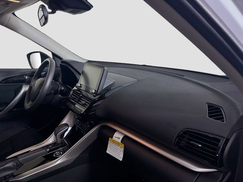 Used 2024 Mitsubishi Eclipse Cross Black Edition image 30