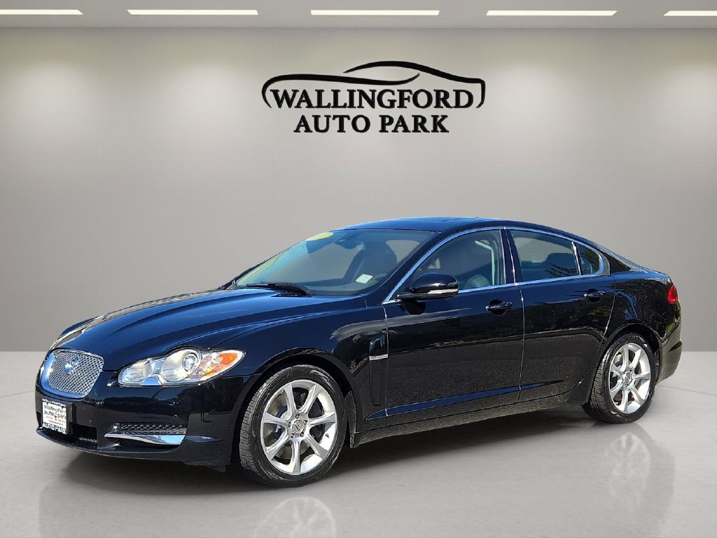 Used 2011 Jaguar XF Premium RWD image 1