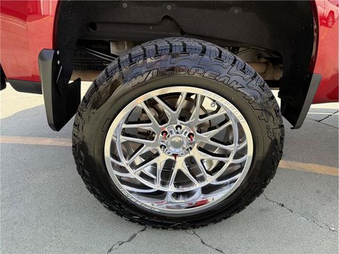 Used 2019 Chevrolet Silverado 1500 LT Trail Boss AWD/4WD image 21