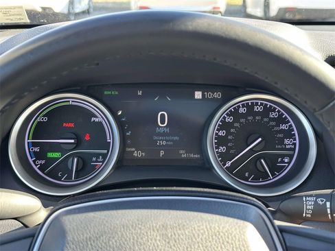 Used 2021 Toyota Camry XLE image 10