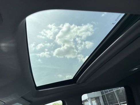 Used 2021 GMC Sierra 1500 SLT w/ SLT Premium Plus Package image 42