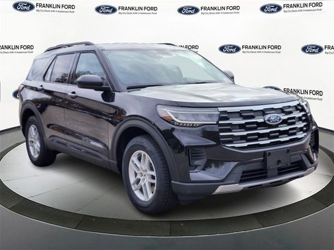 New 2026 Ford Explorer Active image 7