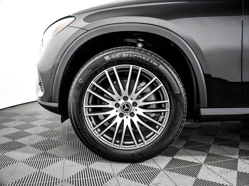 Certified 2026 Mercedes-Benz GLC 300 image 4