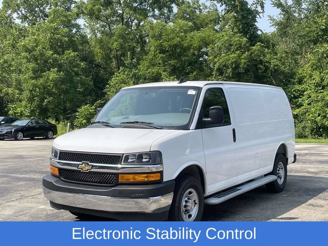 Used 2025 Chevrolet Express 2500 w/ Driver Convenience Package RWD image 7