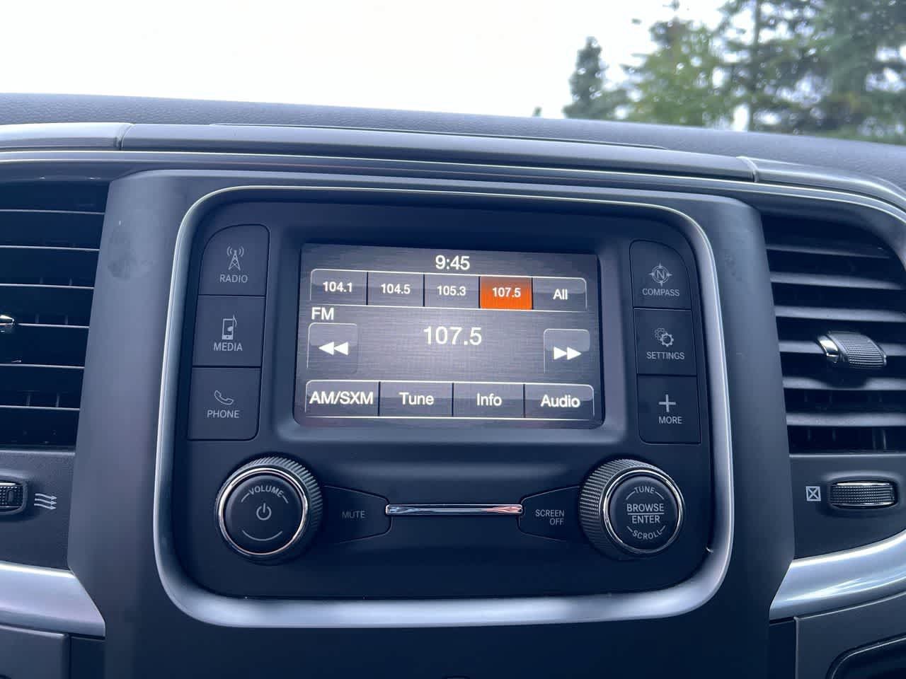 Used 2024 RAM 1500 Warlock AWD/4WD image 17