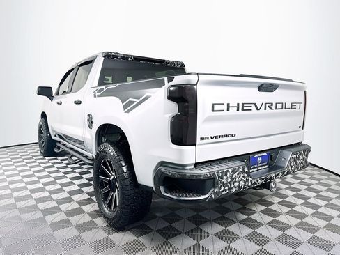 Used 2020 Chevrolet Silverado 1500 LT w/ Fleet Comfort Package image 13