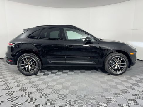 Used 2026 Porsche Macan image 8