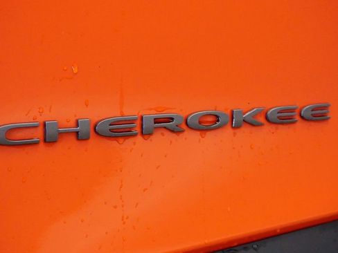 Certified 2021 Jeep Cherokee Trailhawk w/ Sun, Sound & Nav Group image 13