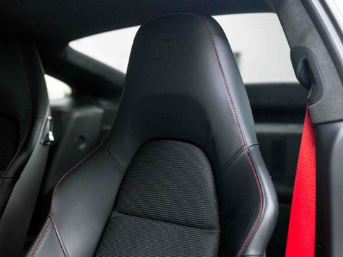 Used 2018 Porsche 911 GT3 RWD image 50