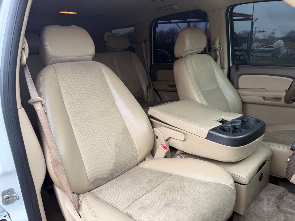 Used 2009 GMC Yukon SLE RWD image 23