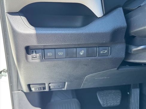 Used 2025 Toyota RAV4 XLE Premium w/ Weather Package AWD/4WD image 23