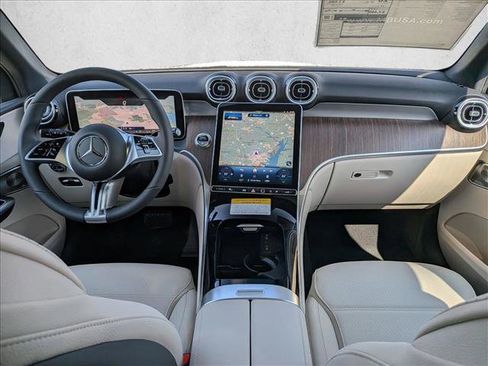 New 2026 Mercedes-Benz GLC 300 4MATIC image 17