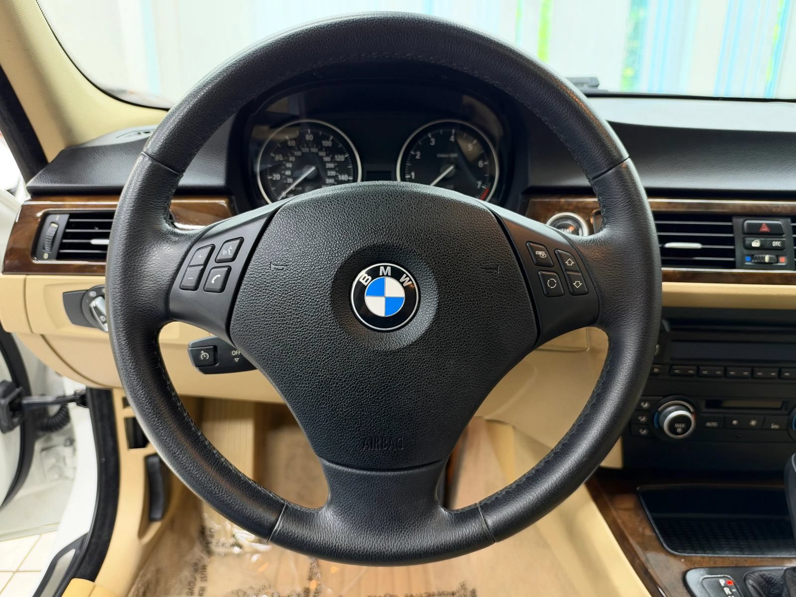 Used 2010 BMW 328i Sedan RWD image 28