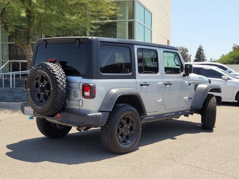 Used 2023 Jeep Wrangler Unlimited AWD/4WD image 6