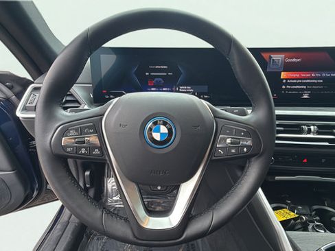 Used 2023 BMW i4 eDrive35 RWD image 16