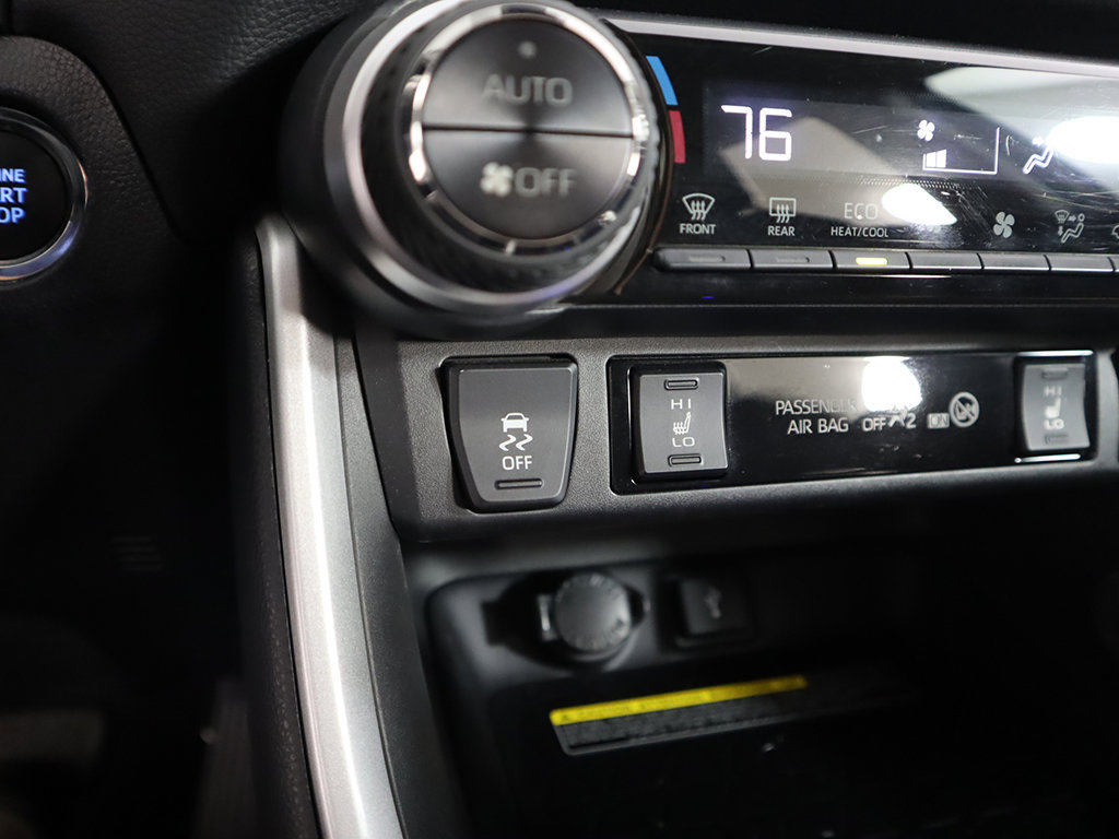 Used 2021 Toyota RAV4 XLE Premium AWD/4WD image 52