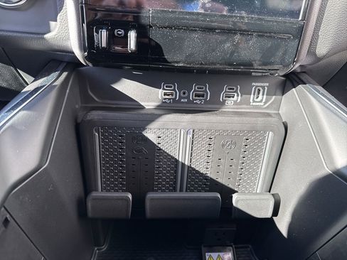 New 2026 RAM 1500 Laramie w/ Night Edition image 17