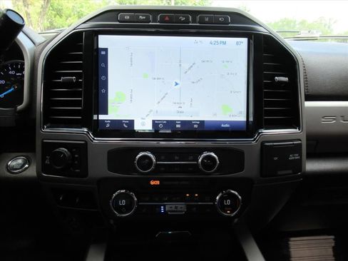 Used 2022 Ford F250 King Ranch w/ King Ranch Ultimate Package AWD/4WD image 27