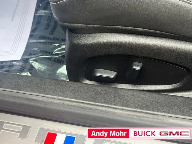 Used 2019 Chevrolet Camaro SS RWD image 23