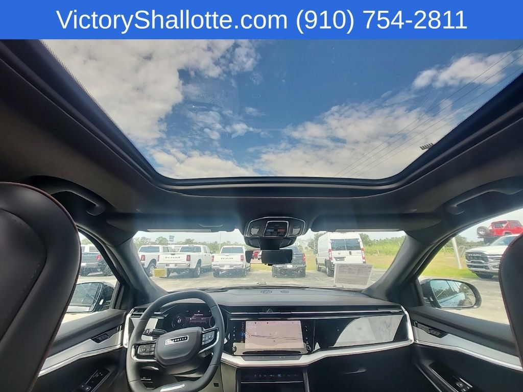 Used 2024 Jeep Wagoneer Launch Edition AWD/4WD image 6