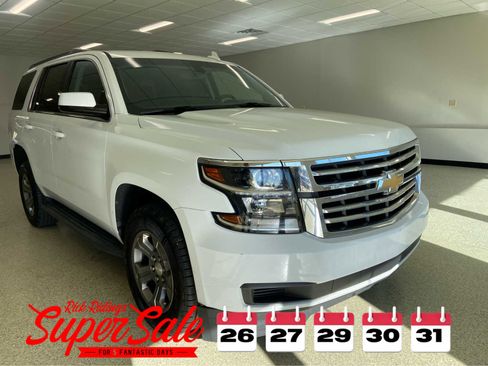 Used 2019 Chevrolet Tahoe LS image 3