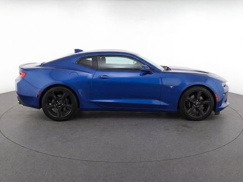 Used 2016 Chevrolet Camaro SS RWD image 8