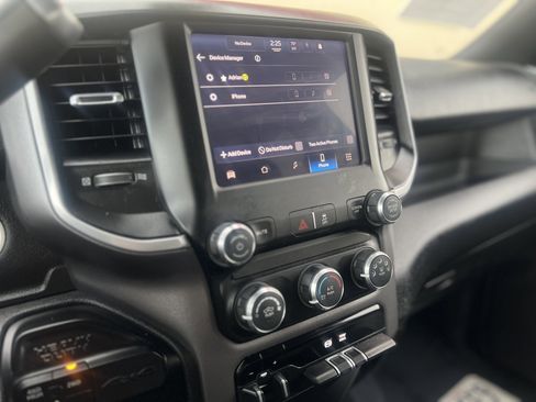 Used 2022 RAM 3500 Big Horn AWD/4WD image 18