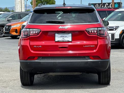 Used 2025 Jeep Compass Limited AWD/4WD image 5