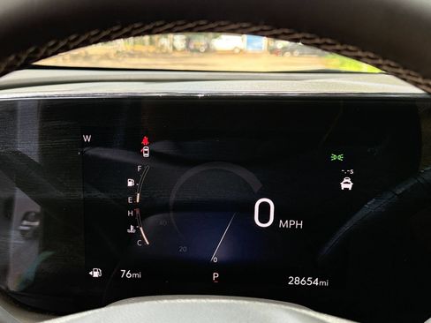 Used 2025 Buick Encore GX Preferred FWD image 37