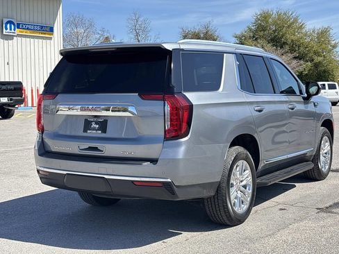 Used 2023 GMC Yukon SLT image 4