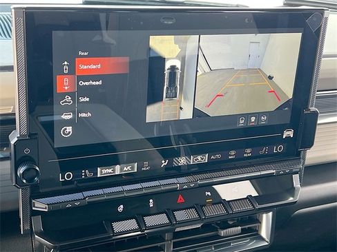 New 2026 GMC Hummer EV 4x4 Crew Cab image 9