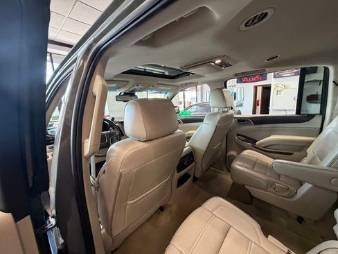 Used 2018 GMC Yukon XL Denali AWD/4WD image 25