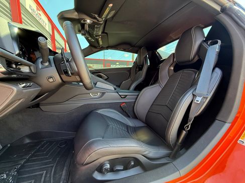 Used 2025 Chevrolet Corvette E-Ray w/ Stealth Interior Trim Package AWD/4WD image 27