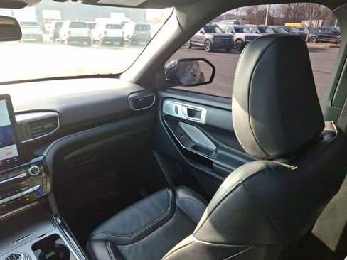 Used 2023 Ford Explorer ST w/ Equipment Group 401A image 11